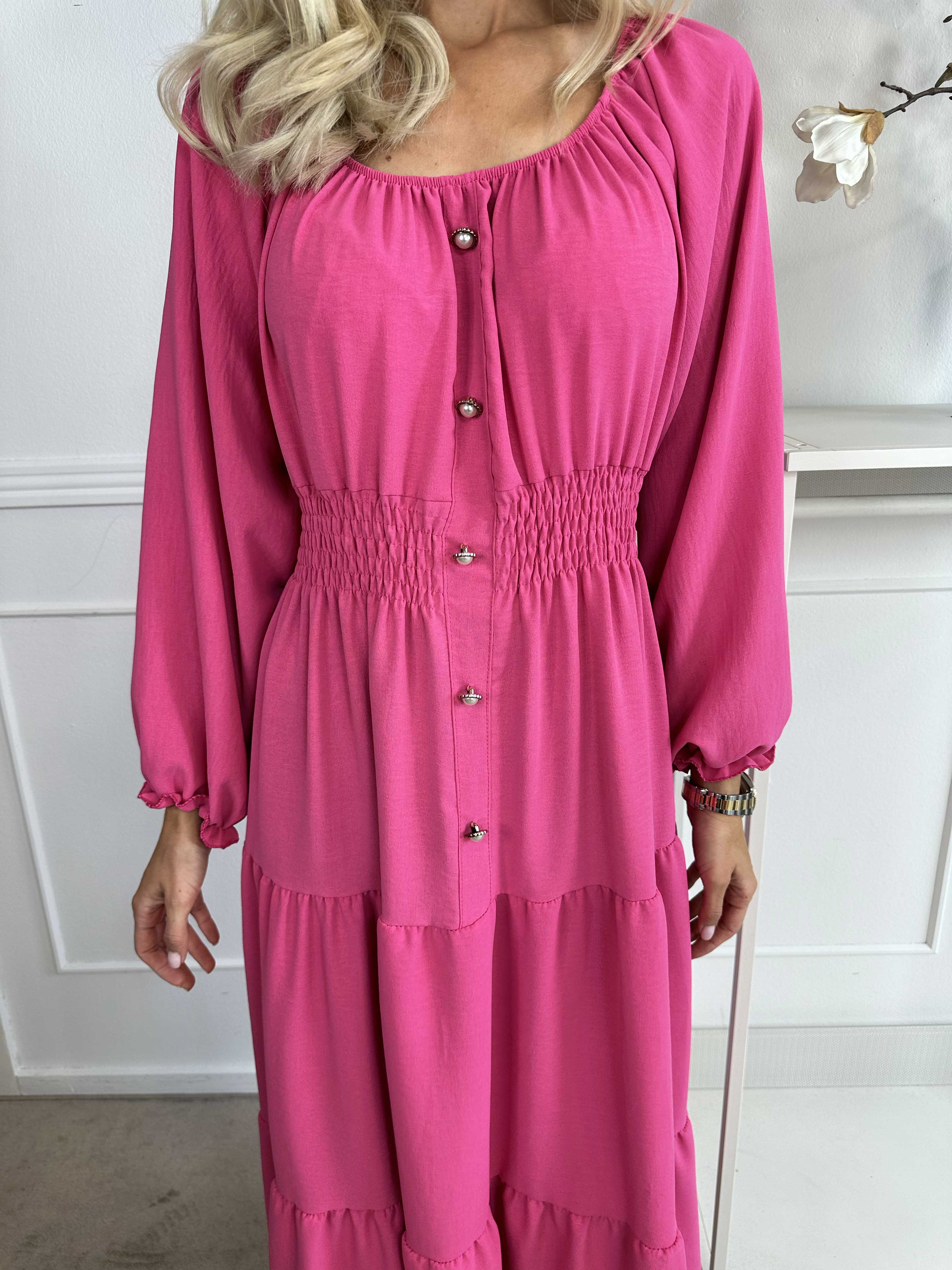 Midnight - Lang kjole med smock i taljen og guld knapper